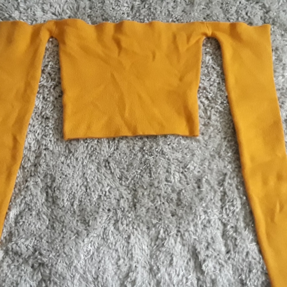 Cropped top